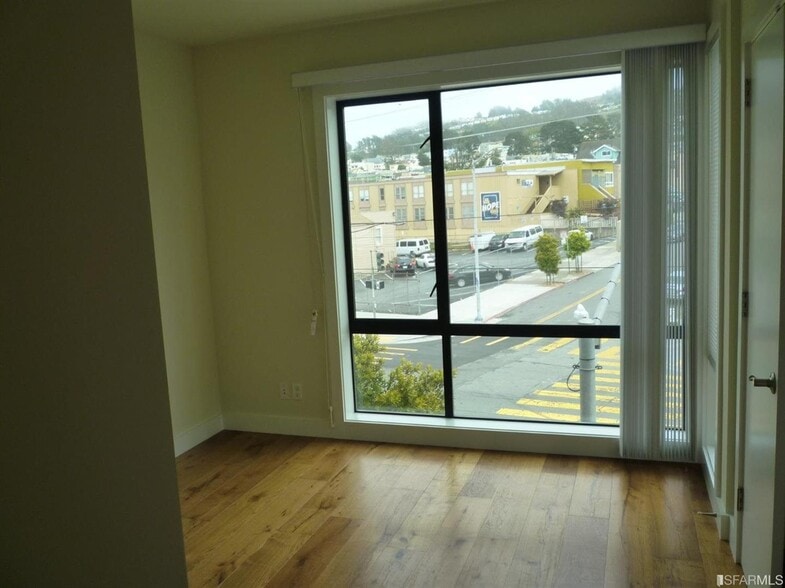 More Photos Of 5680 Mission St, San Francisco Land For Sale