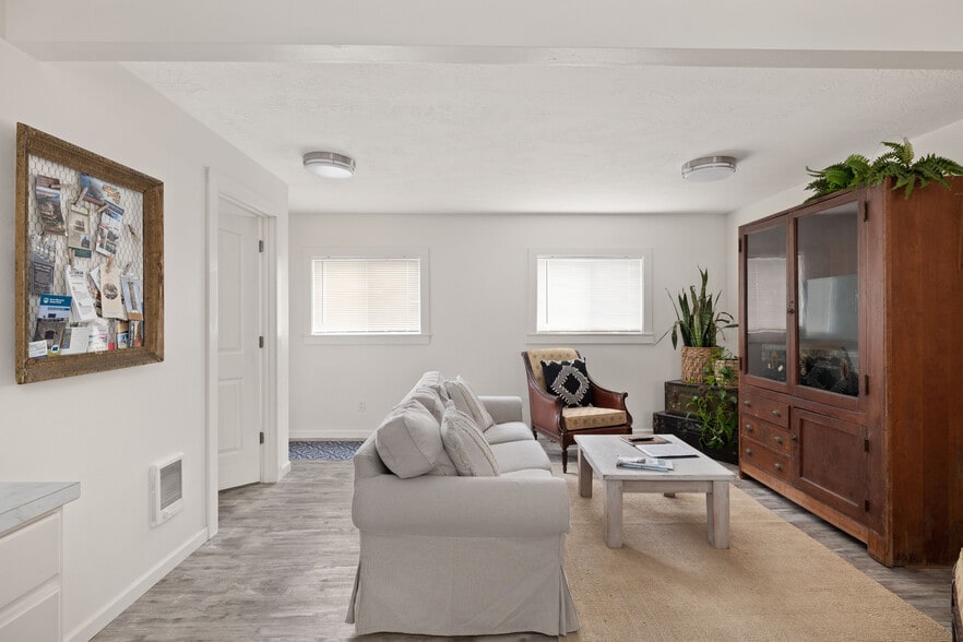 More Photos Of 175 W Bond St, Astoria Storefront Retail Residential For Sale