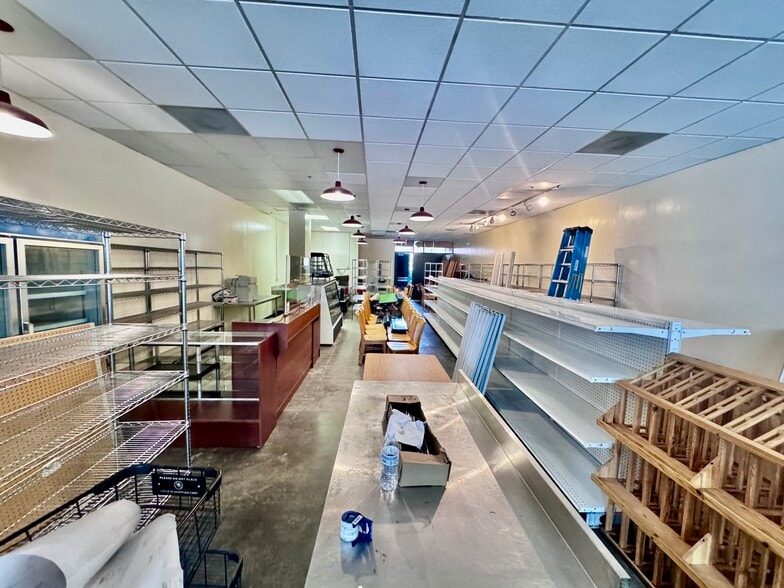 More Photos Of 502 W Broad St, Falls Church Apartments For Lease