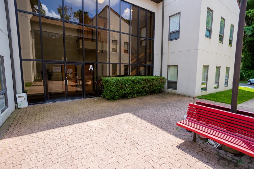 More Photos Of 115 US HIGHWAY Route 46 West, Mountain Lakes Medical For Sale