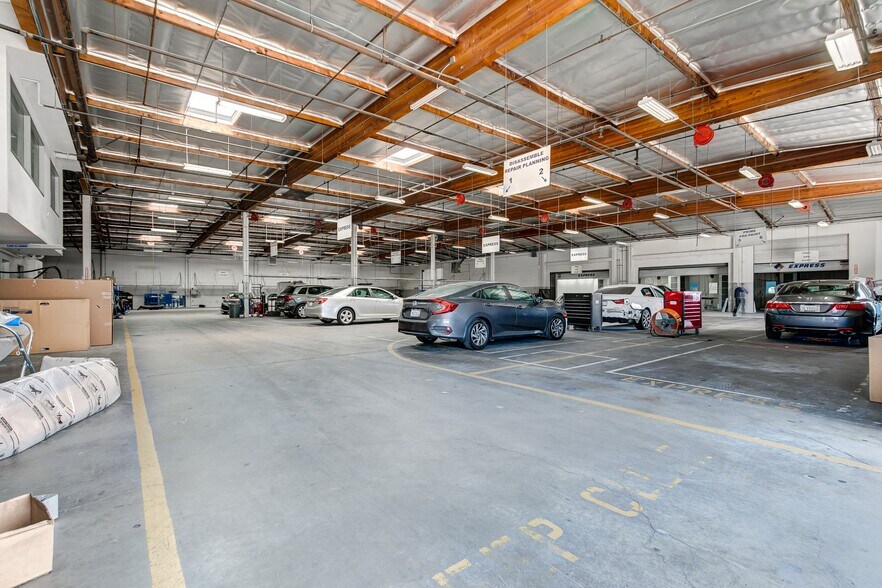 More Photos Of 1621 E Orangethorpe Ave, Fullerton Warehouse For Sale