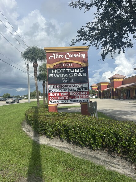 More Photos Of 17051 Jean St, Fort Myers Unknown For Lease