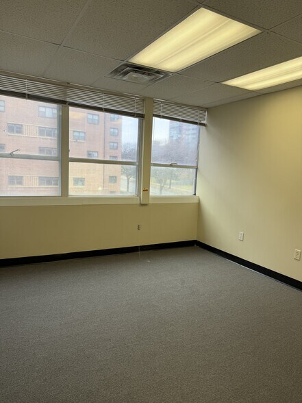 More Photos Of 731 James St, Syracuse Office Residential For Lease