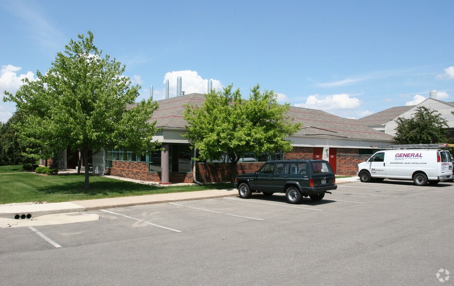 More Photos Of 505-535 Science Dr, Madison Office For Lease