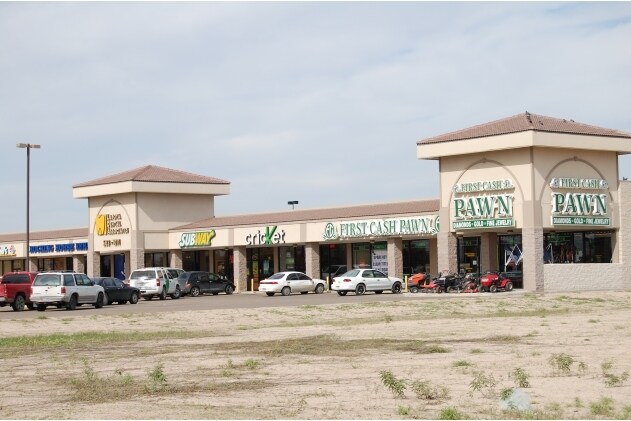 More Photos Of 1715 Expressway 83, Penitas Freestanding For Lease