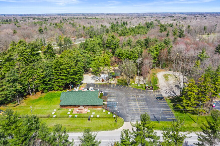 More Photos Of 8826 Gratiot Ave, Columbus Restaurant For Sale