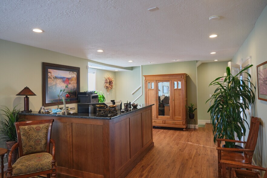 More Photos Of 1491 Commercial St SE, Salem Office Residential For Sale
