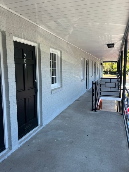 More Photos Of 5541 Parliament Dr, Virginia Beach Loft Creative Space For Sale