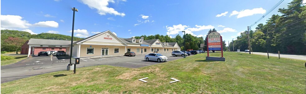 More Photos Of 290 Bedford St, Lakeville Storefront Retail Office For Sale