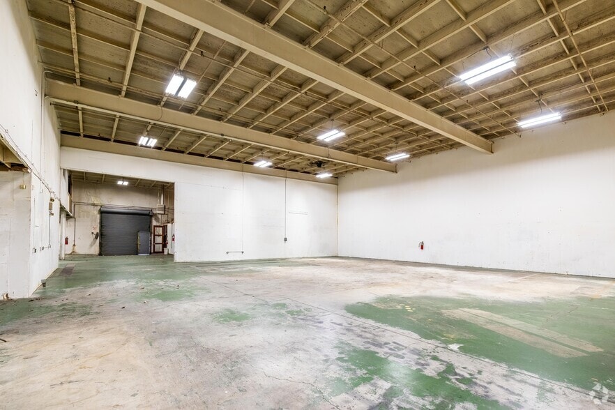 More Photos Of 217 Harbour Way, Richmond Warehouse For Lease