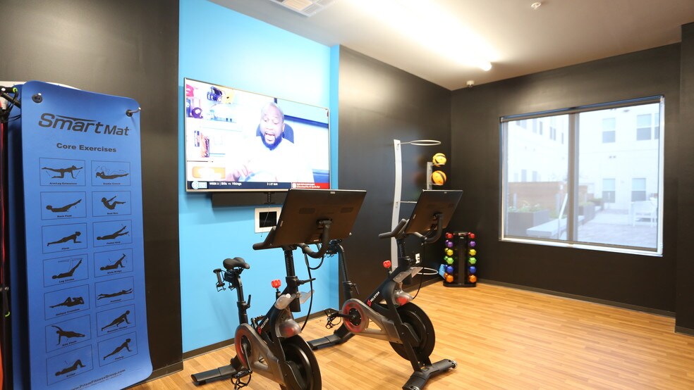 More Photos Of 1400 N High St, Columbus Apartments For Lease