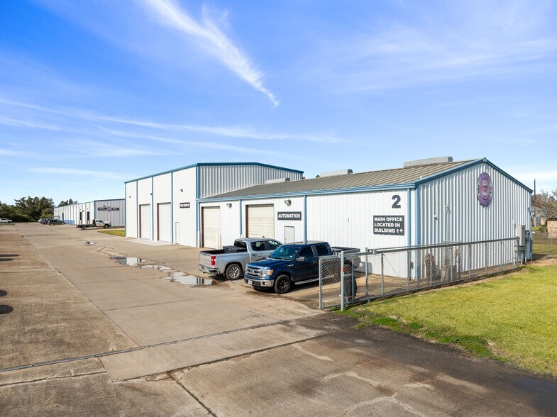 More Photos Of 2811 Fm 523 Rd, Freeport Manufacturing For Sale