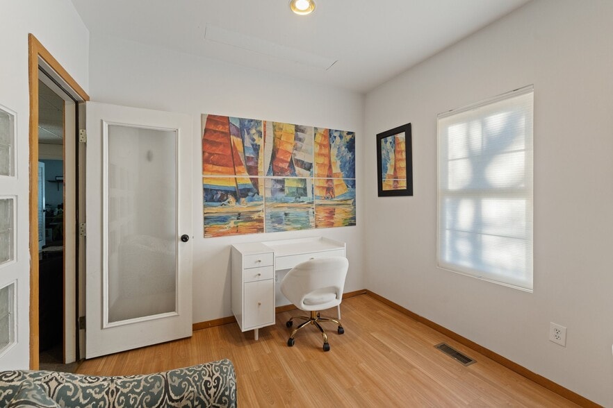 More Photos Of 4372 Post Rd, East Greenwich Office Residential For Sale