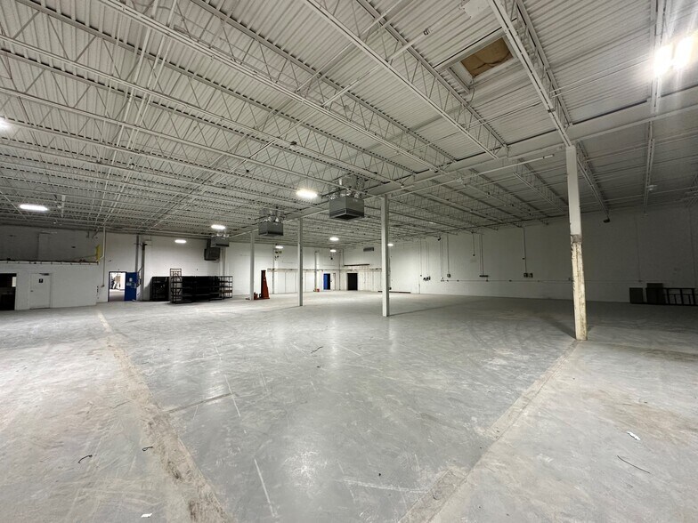 More Photos Of 1225 Tunnel Rd, Perkasie Warehouse For Lease