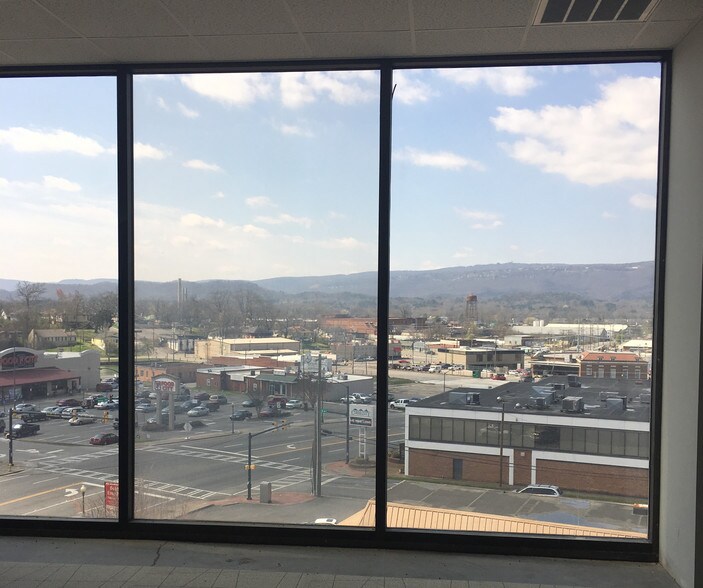 More Photos Of 410 Chickamauga Ave, Rossville Office For Lease