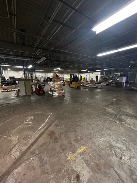 More Photos Of 181 Conant St, Pawtucket Manufacturing For Lease