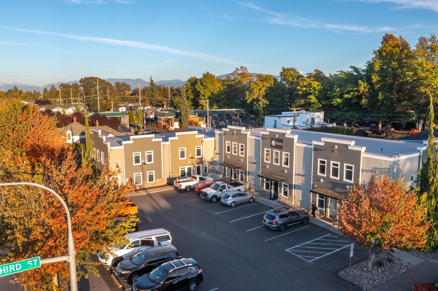 Primary Photo Of 110 3rd St, Lynden Storefront Retail Office For Lease