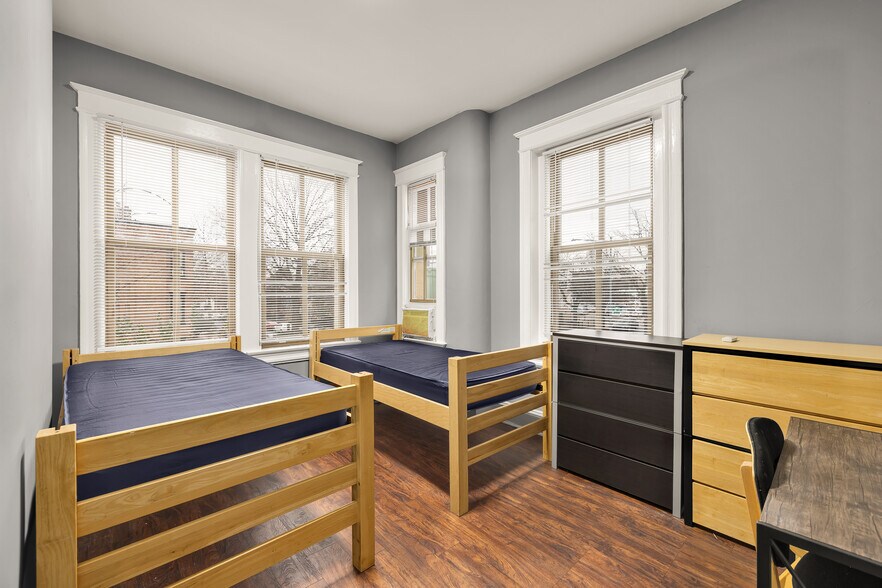 More Photos Of 500 9th St SE, Washington Apartments For Sale
