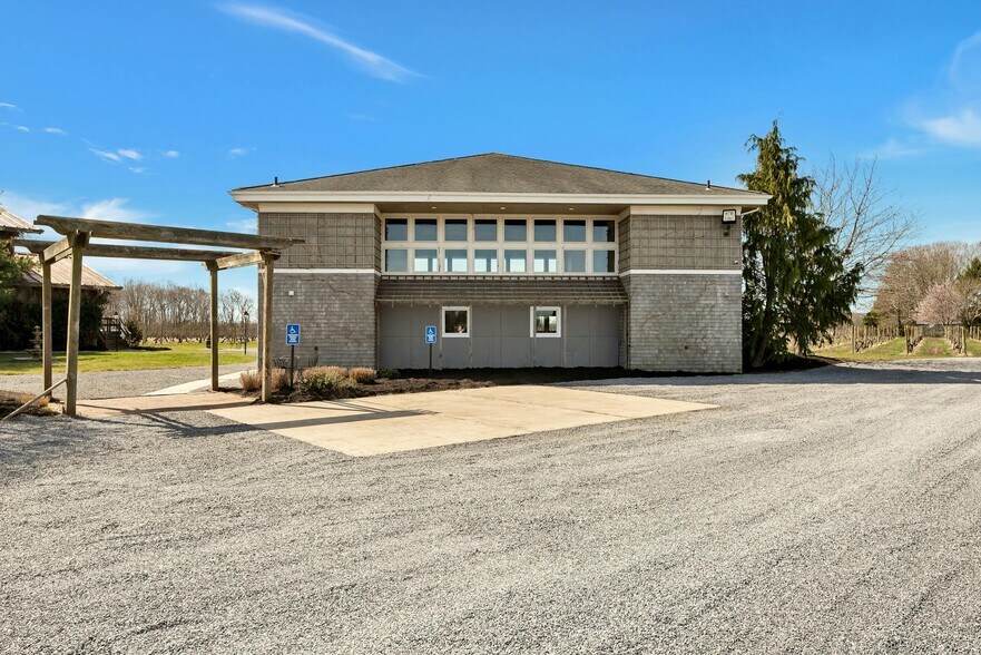 More Photos Of 18910 Middle Rd, Cutchogue Land For Sale