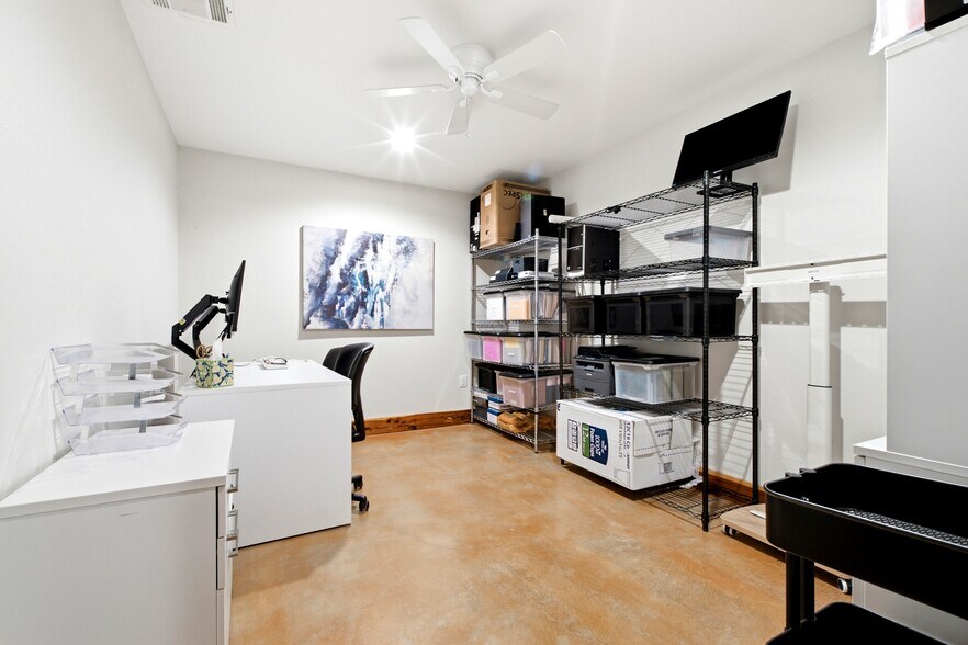 More Photos Of 55 Heritage Rd, Gordonville Office Residential For Sale