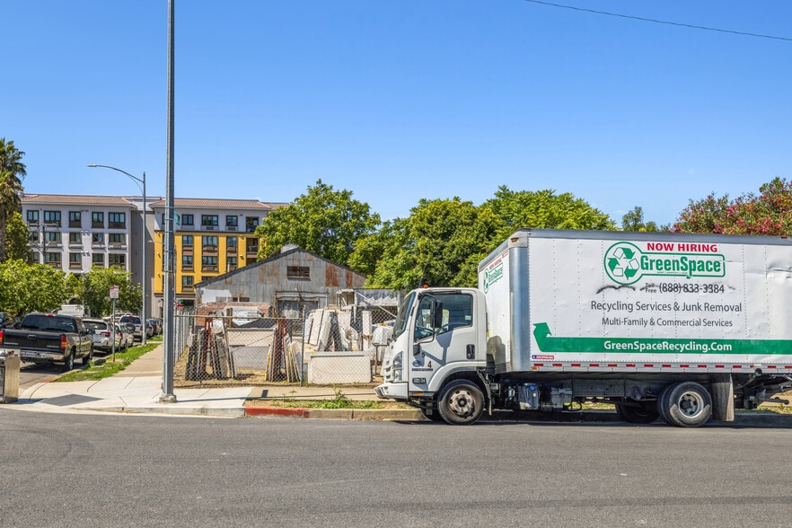 More Photos Of 1194 Lick Ave, San Jose Service For Sale