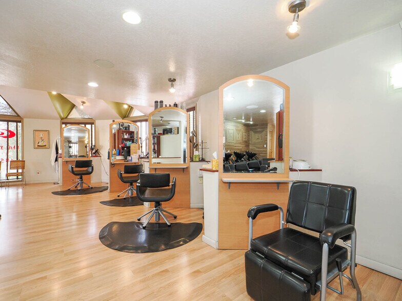 More Photos Of 1565 E 3900 S, Salt Lake City Office For Sale