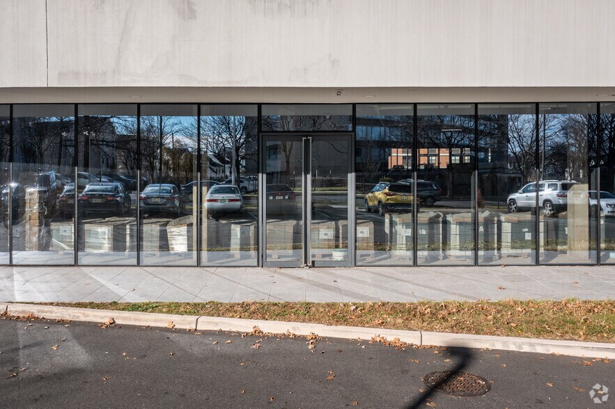 More Photos Of 315 S Harrison St, East Orange Apartments For Lease