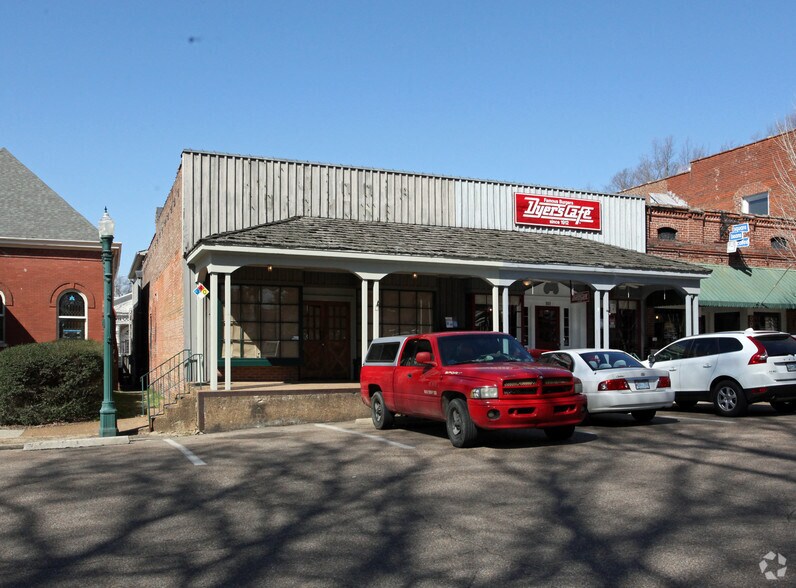 Primary Photo Of 99-101 N Center St, Collierville Storefront Retail Office For Lease