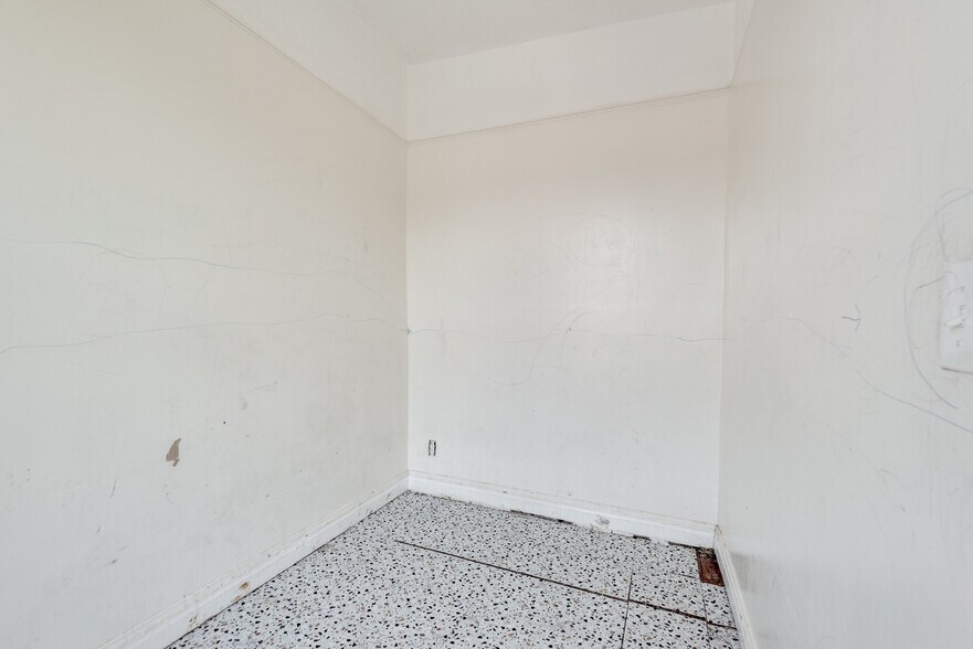 More Photos Of 1395 Flatbush Ave, Brooklyn Storefront Retail Residential For Sale
