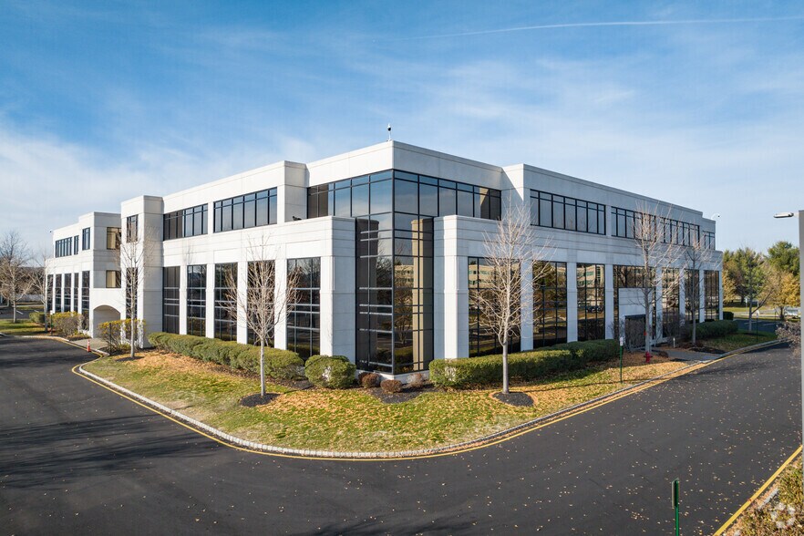 More Photos Of 11 Waterview Blvd, Parsippany Office For Sale