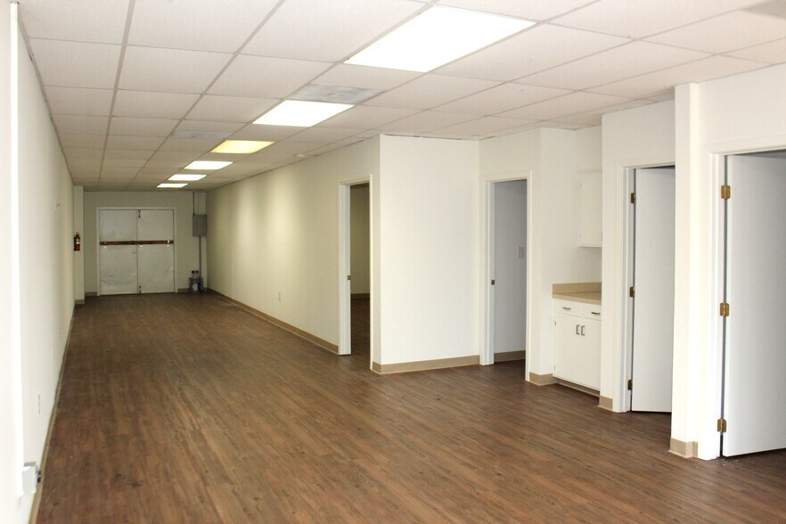 More Photos Of 100 - 104 Business Park Dr, Ridgeland Office For Lease