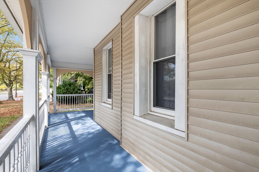 More Photos Of 423 Atlantic Ave, Egg Harbor City Multifamily For Sale