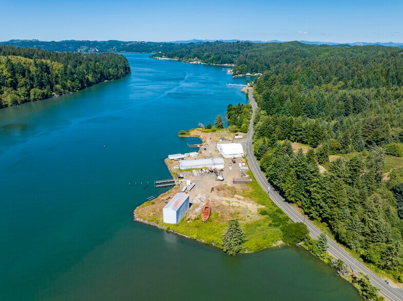 More Photos Of 5262 Yaquina Bay Rd, Newport Marina For Sale