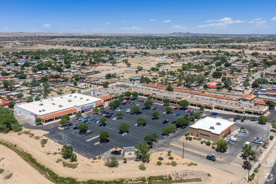 More Photos Of 3211-3231 Coors Blvd SW, Albuquerque Unknown For Lease