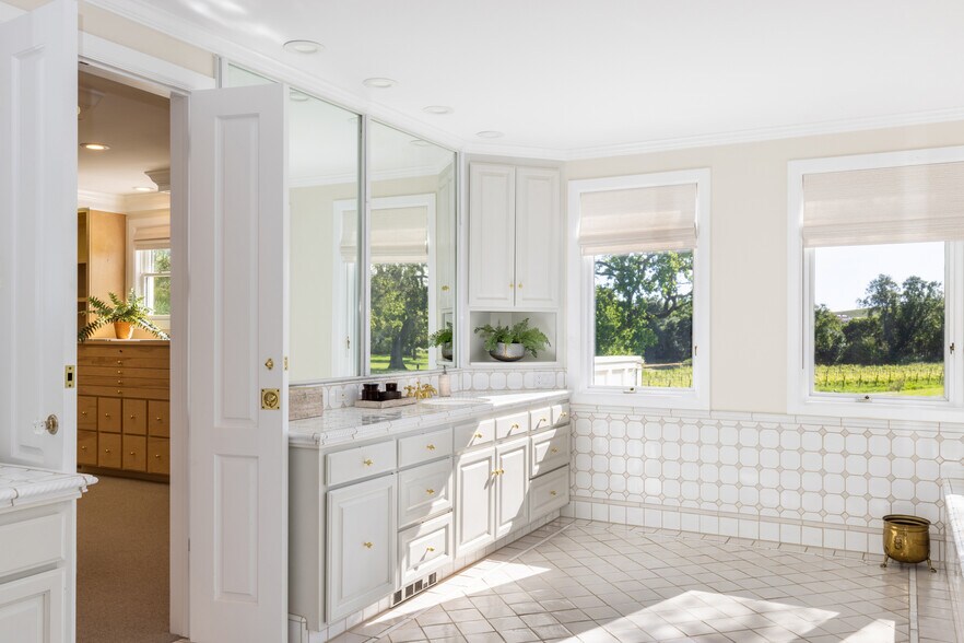 More Photos Of 1129 Dealy Ln, Napa Winery Vineyard For Sale