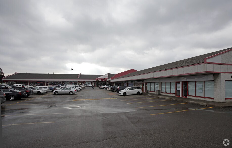 More Photos Of 200 Whitmore Rd, Vaughan Storefront For Lease