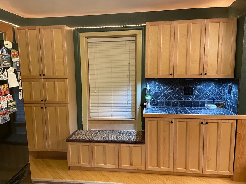 More Photos Of 5777 Summit St, Sylvania Specialty For Sale