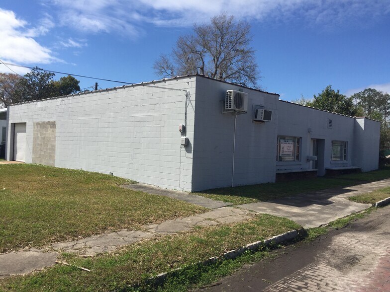 More Photos Of 238 E Washington St, Starke Distribution For Sale