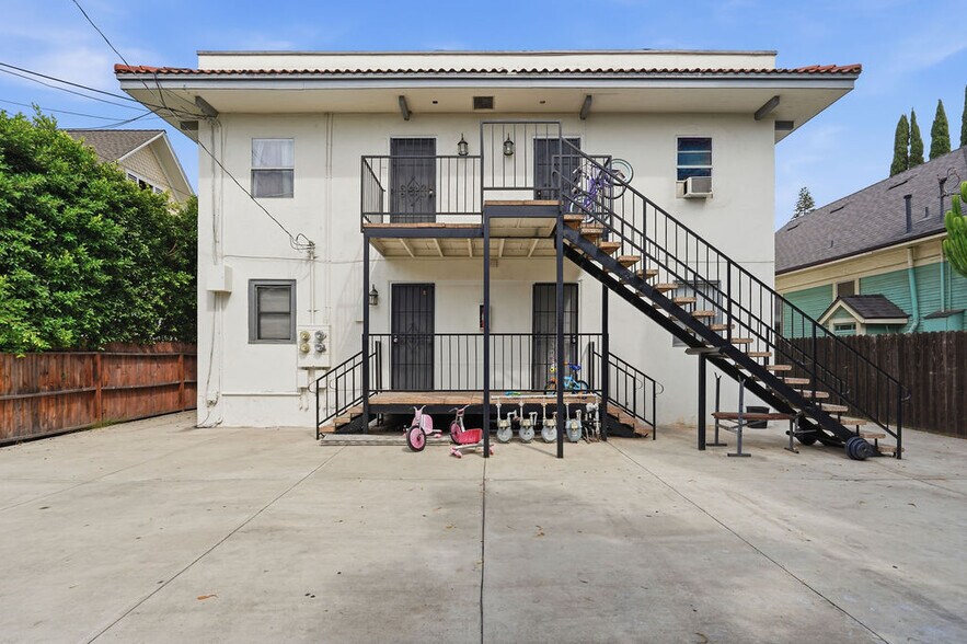 More Photos Of 943-949 Chestnut Ave, Long Beach Apartments For Sale