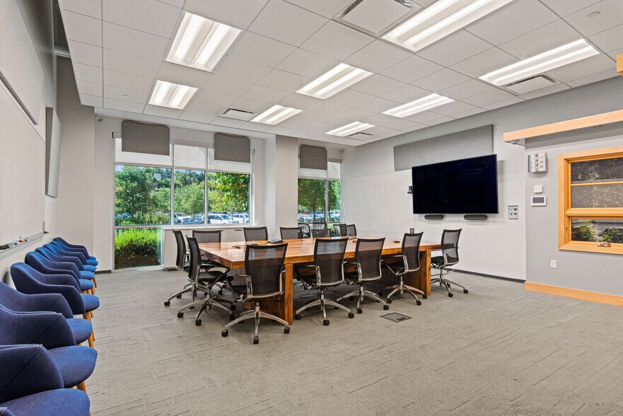 More Photos Of 4931 N 300 W, Provo Office For Lease