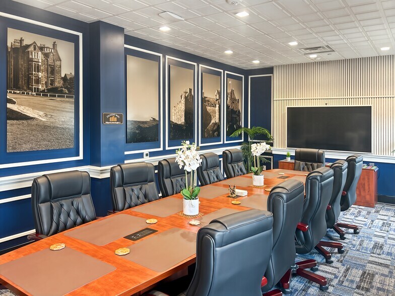 More Photos Of 1301 Industrial Dr, Crestview Coworking Space