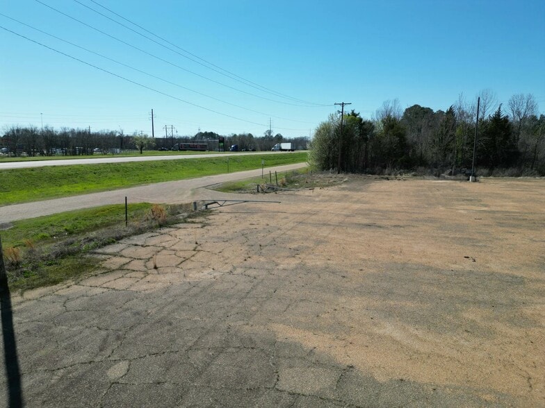 More Photos Of 710 Us-80, Flowood Freestanding For Lease