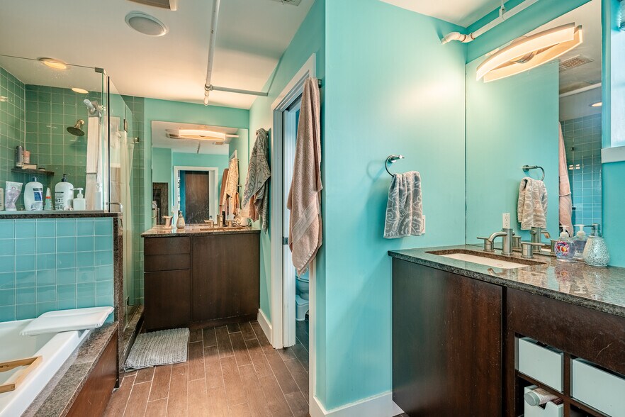 More Photos Of 235 Bridge St, Phoenixville Storefront Retail Residential For Sale