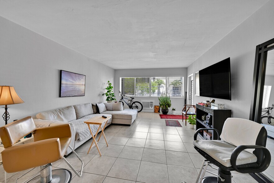 More Photos Of 1240 14th St, Miami Beach Apartments For Sale