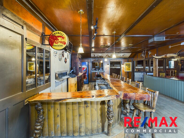 More Photos Of 214 Yellowstone Ave, Cody Bar For Sale