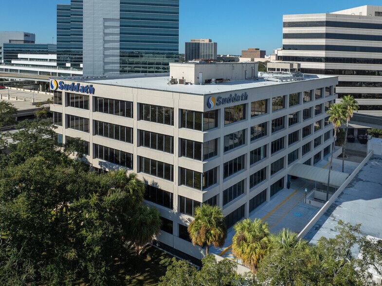 More Photos Of 815 S Main St, Jacksonville Office For Lease