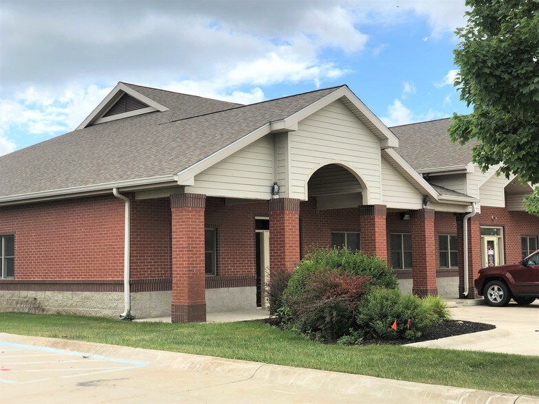 More Photos Of 958 Mezzanine Dr, Lafayette Medical For Lease