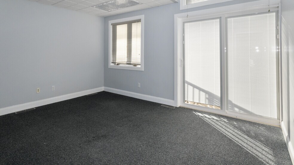 More Photos Of 104 Bridge Rd, Salisbury Loft Creative Space For Lease