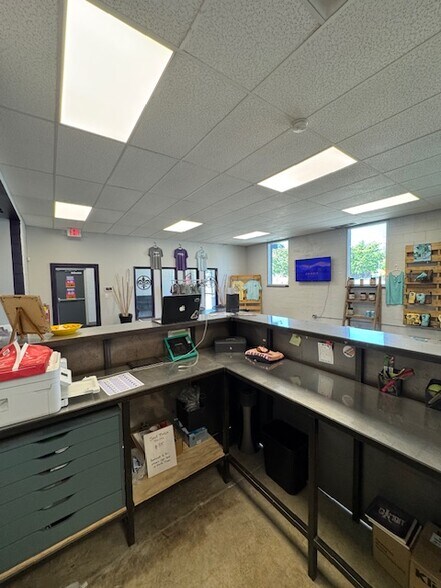 More Photos Of 2322 S 7th St, Saint Louis Warehouse For Lease