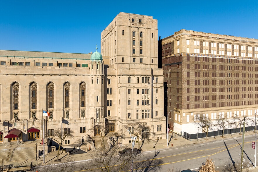 More Photos Of 434 Temple St, Detroit Office For Sale